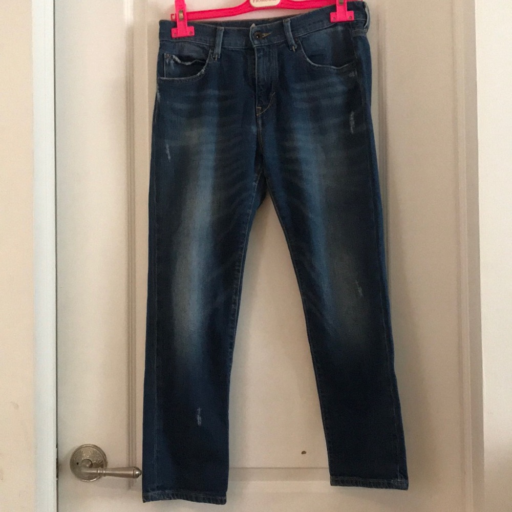 Zara woman, boyfriend fit distressed jeans